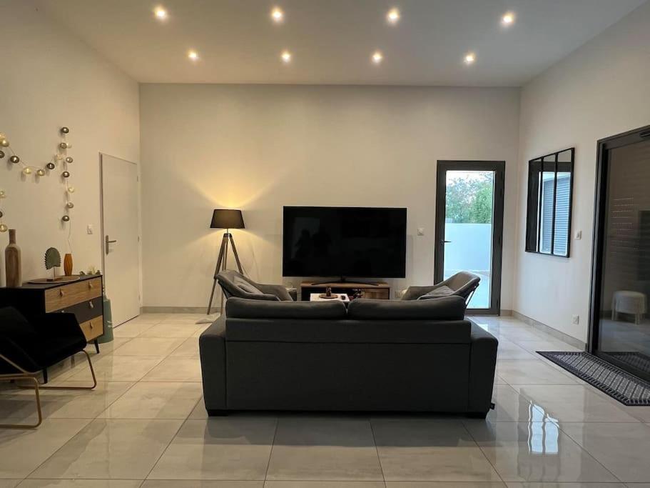 Maison Neuve De Standing 150 M2 Croix-Chapeau المظهر الخارجي الصورة